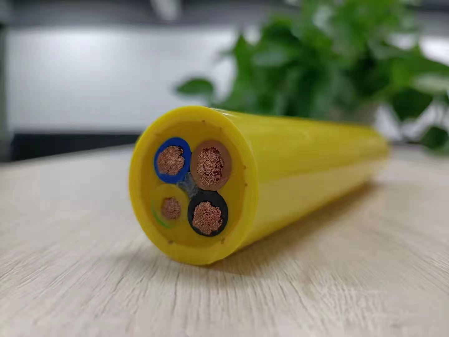 卷筒電纜DKFJT-PURFRG 3*35+1*10